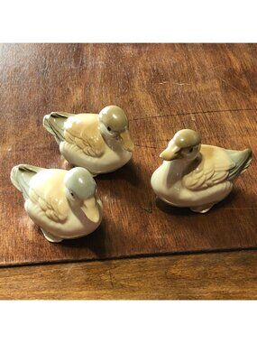 Vintage Homco Japan Porcelain Ducks lot of 3 Small 3"x4" Collectibles Home Decor